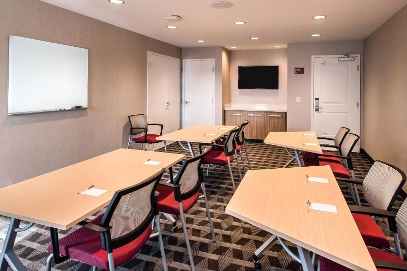 Towneplace Suites By Marriott Merced image