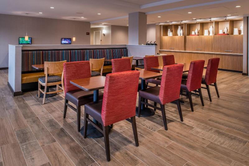 Towneplace Suites By Marriott Merced image