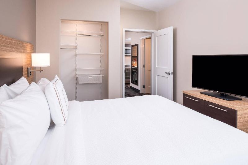 Towneplace Suites By Marriott Merced image
