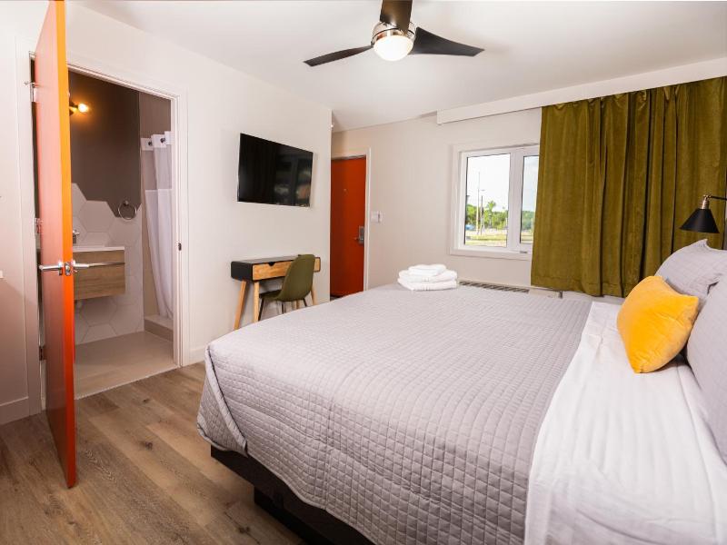 4411 Inn & Suites image