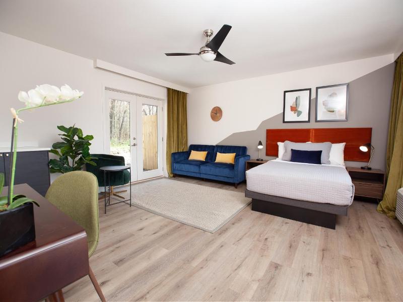 4411 Inn & Suites image