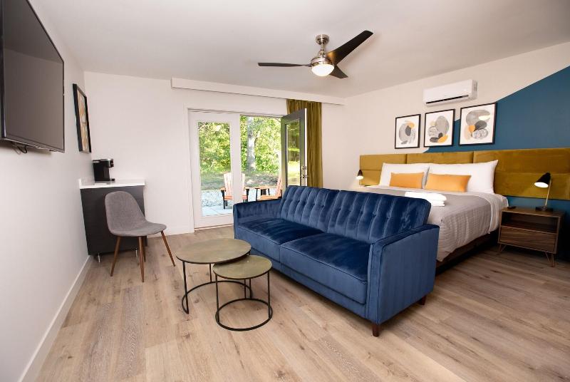 4411 Inn & Suites image