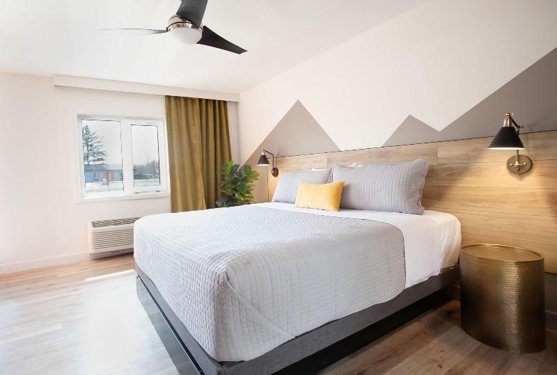 4411 Inn & Suites image