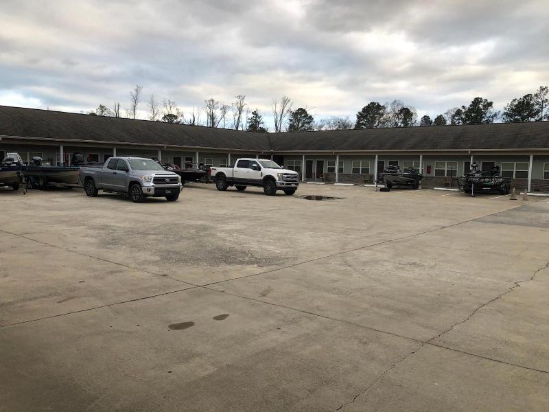 Weiss Lake Lodge image