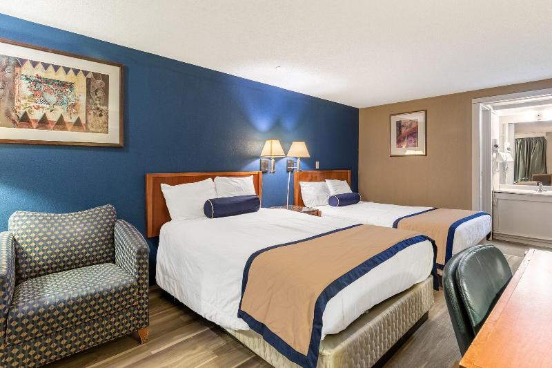 Value Inn Kenosha I-94 Exit 344 image
