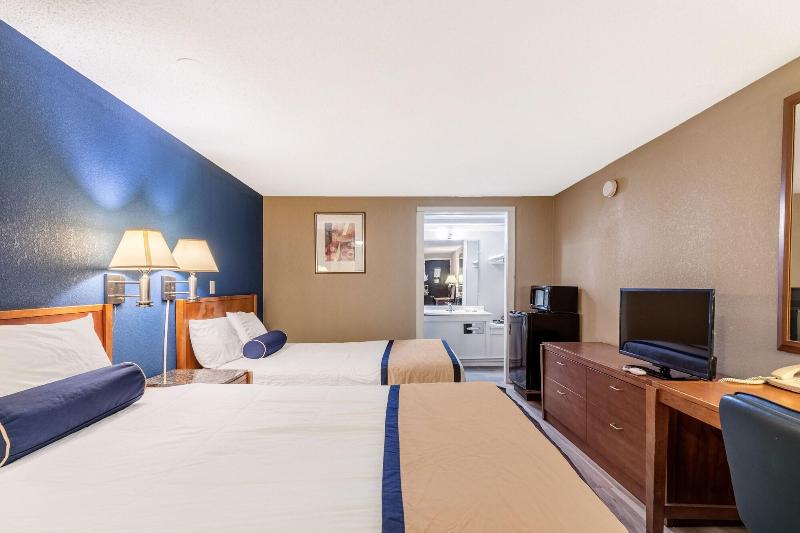 Value Inn Kenosha I-94 Exit 344 image