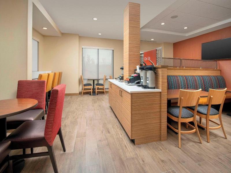 Towneplace Suites By Marriott College Park image