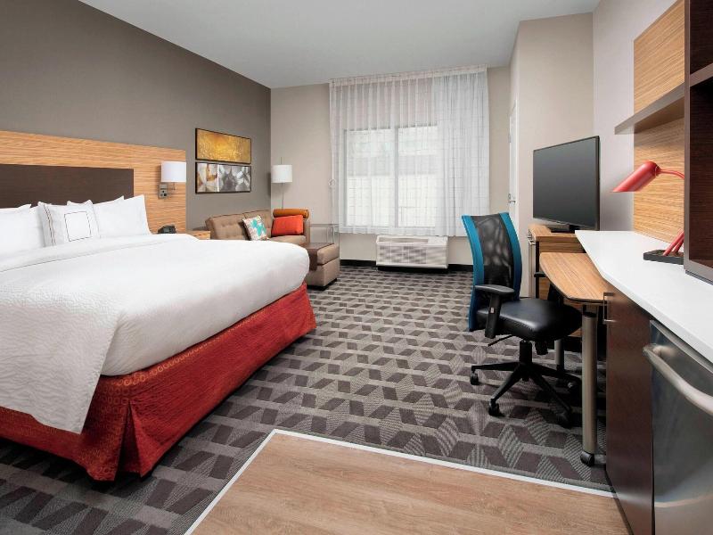 Towneplace Suites By Marriott College Park image
