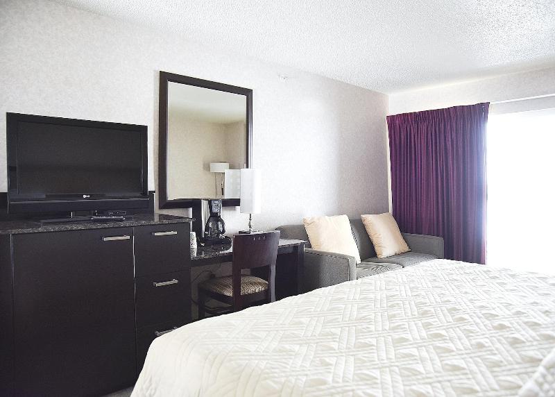 Argo Inn And Suites image