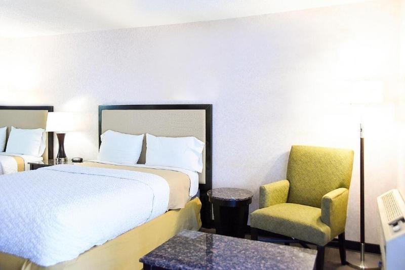 Argo Inn And Suites image