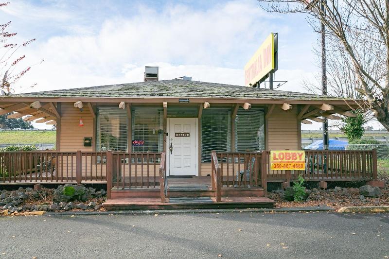 Centralia Inn