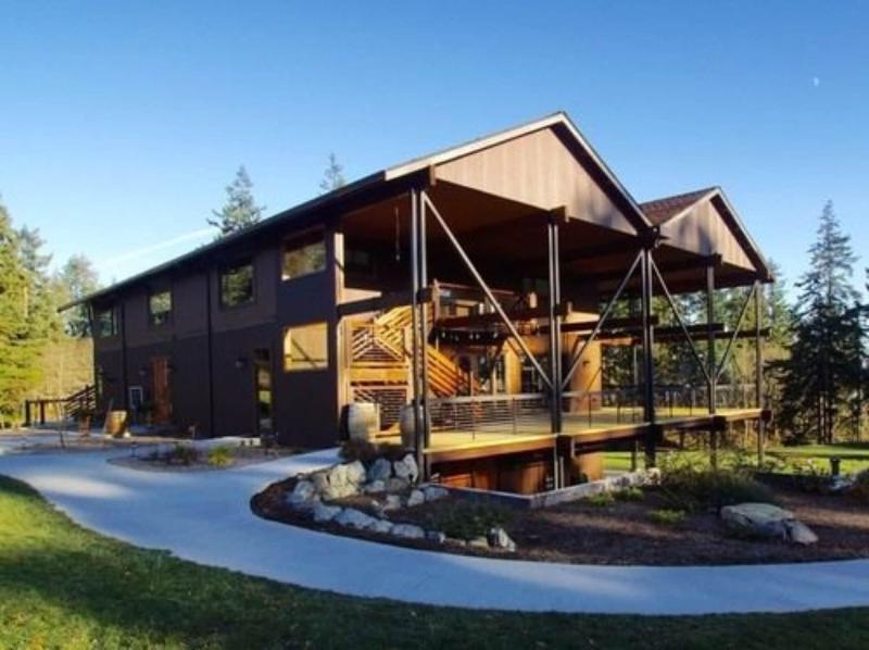 Comforts Of Whidbey image