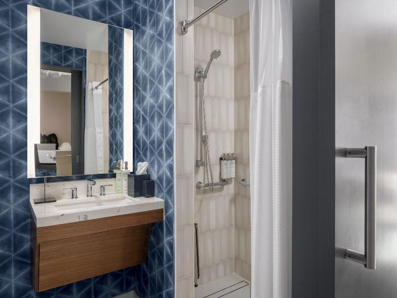 The Celeste Hotel, Orlando, a Tribute Portfolio Ho image
