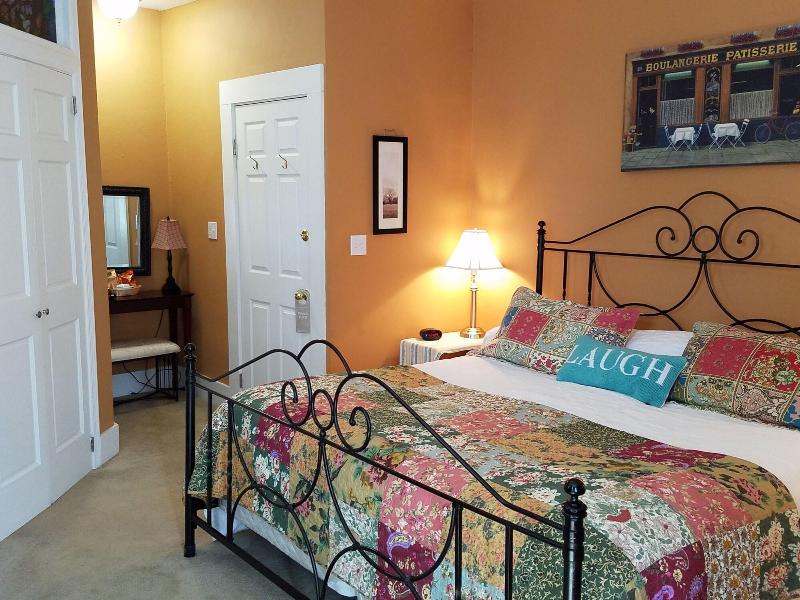 Vandiver Inn image