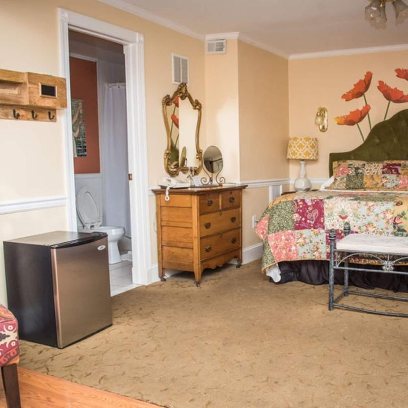 Vandiver Inn image