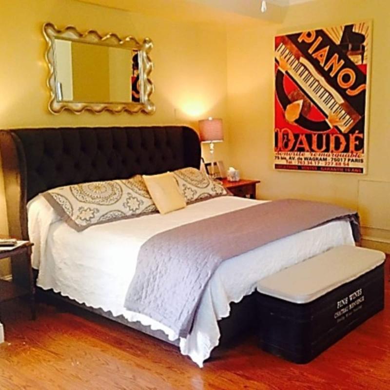 Vandiver Inn image
