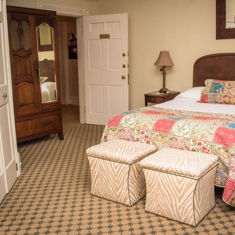 Vandiver Inn image
