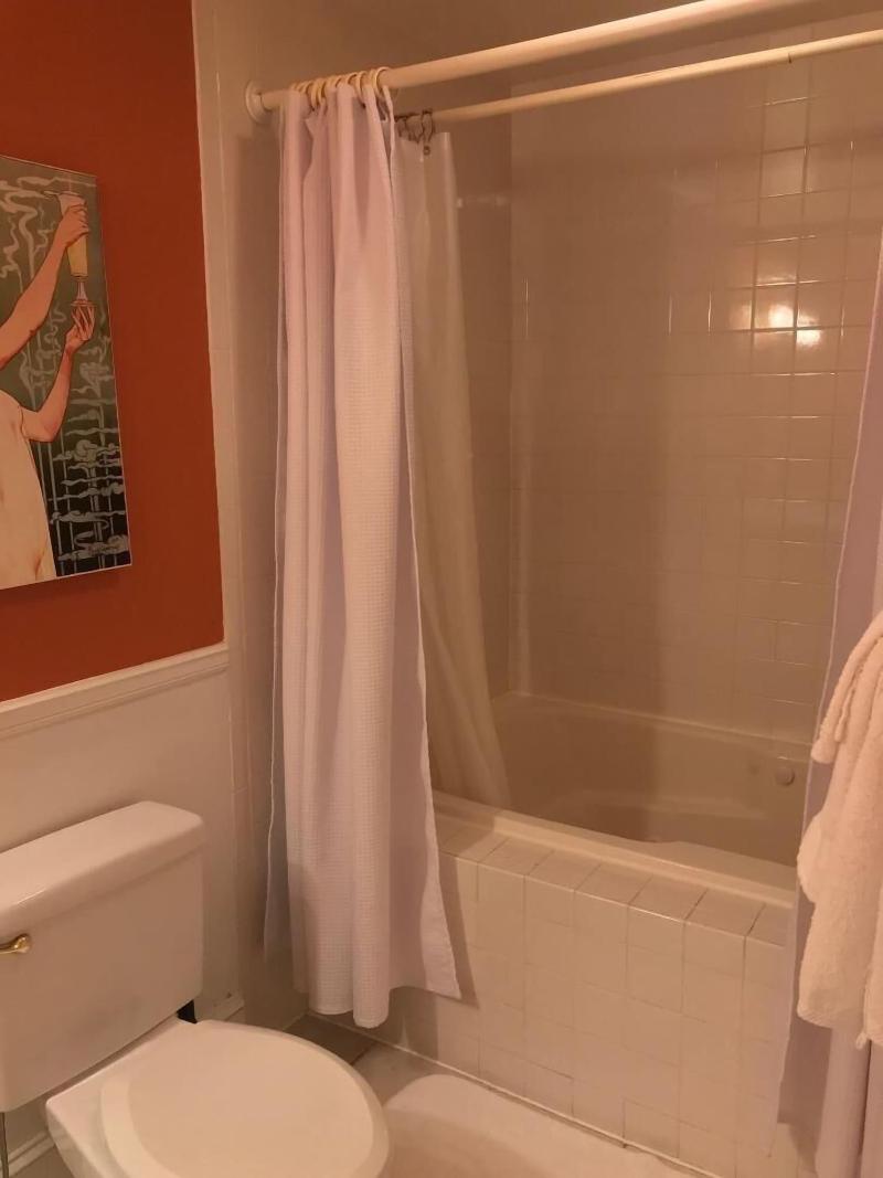 Vandiver Inn image