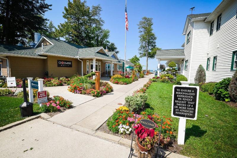 The Lakehouse Inn image