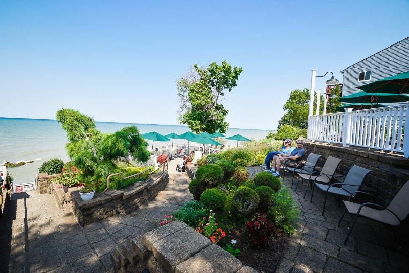 The Lakehouse Inn image