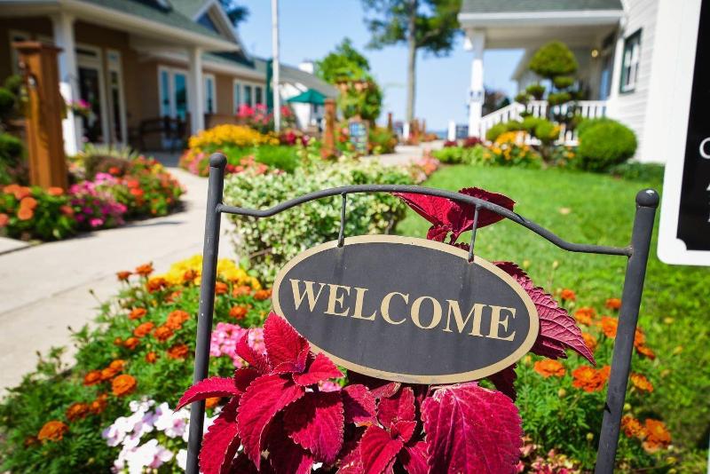 The Lakehouse Inn image