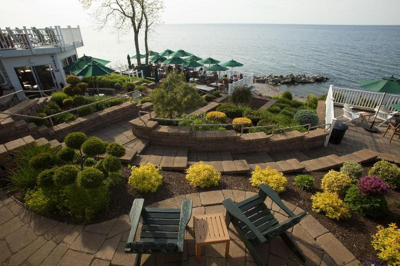 The Lakehouse Inn image