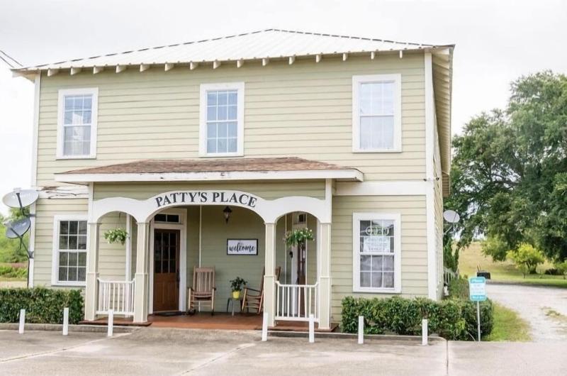 Patty's Place image