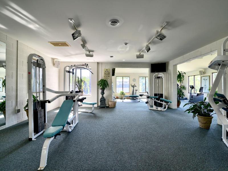 Roosevelt Inn And Suites Saratoga Springs image