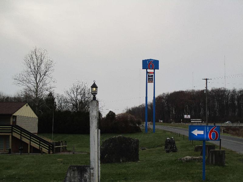 Motel 6 Shartlesville, PA image