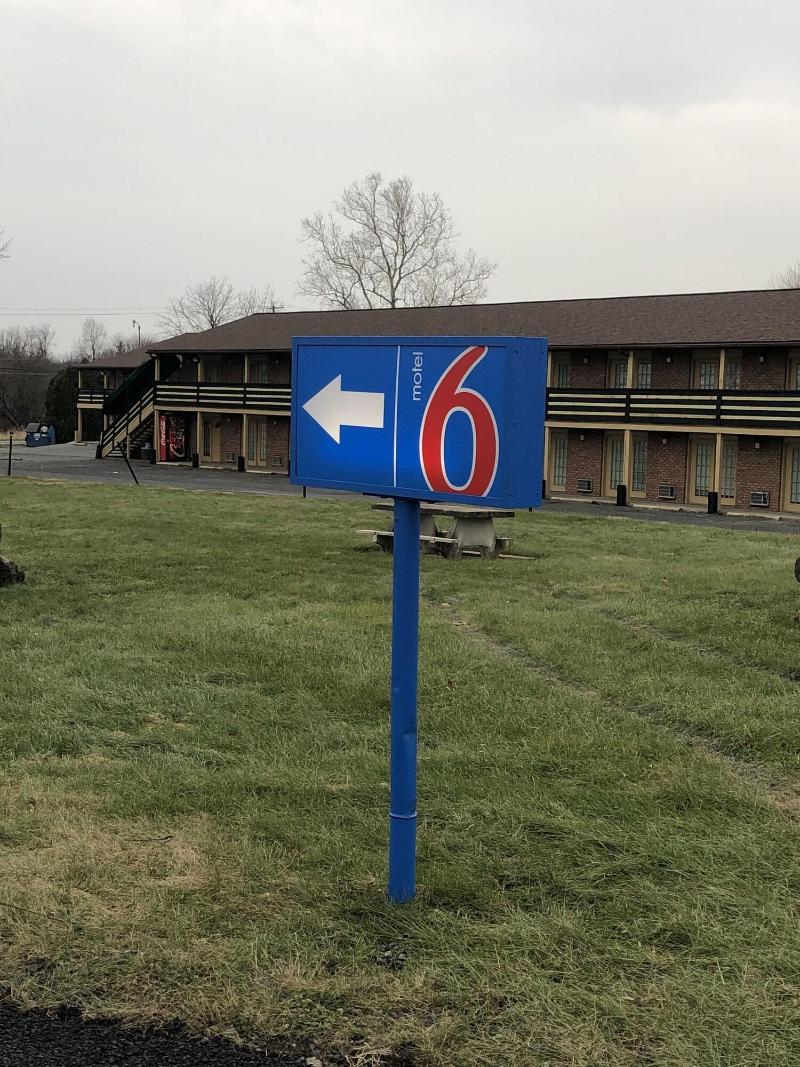 Motel 6 Shartlesville, PA image
