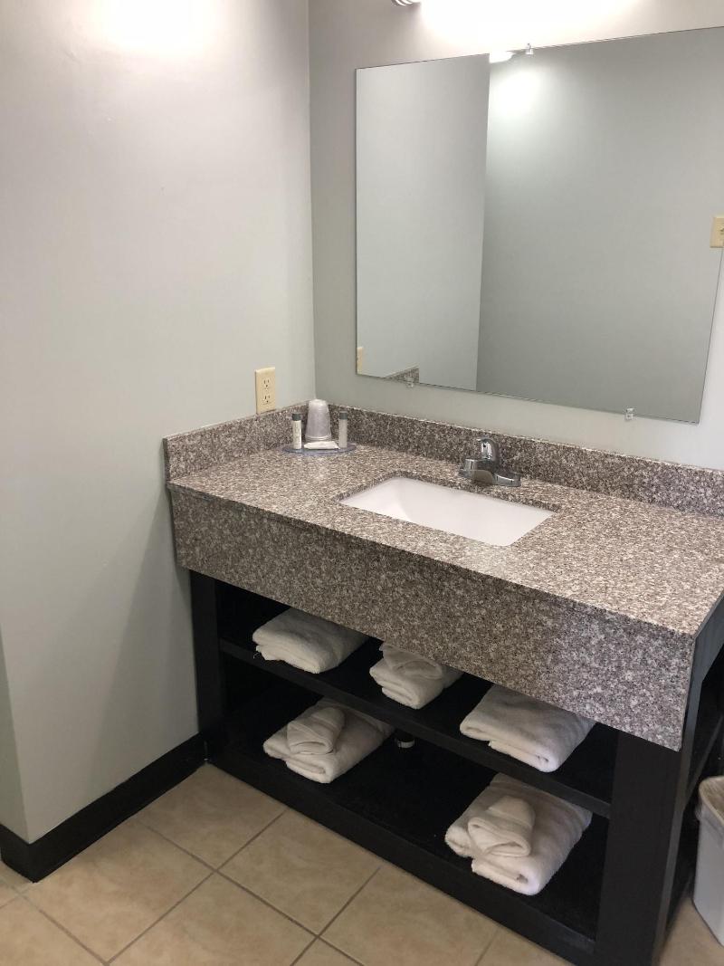 Motel 6 Shartlesville, PA image