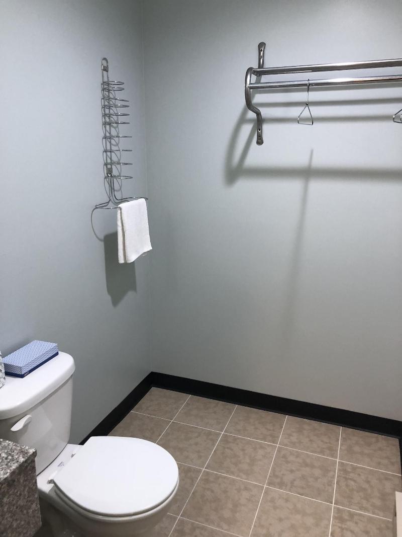 Motel 6 Shartlesville, PA image