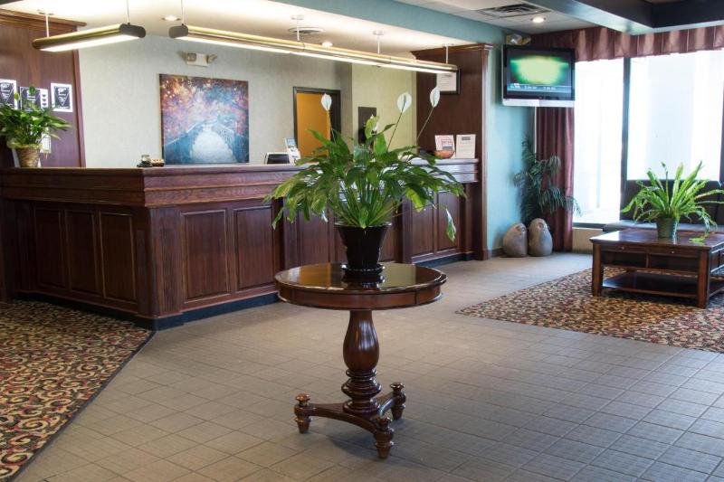 Days Inn by Wyndham Pittsburg KS image