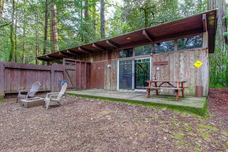 Redwoods River Resort image