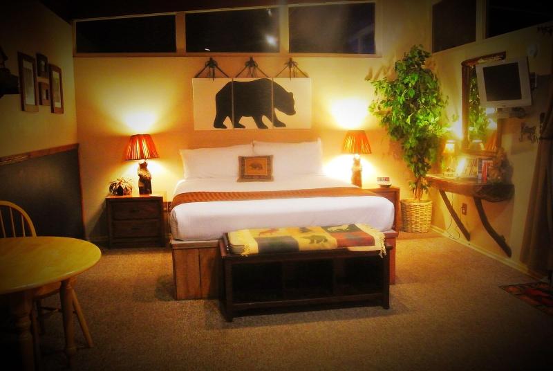 Redwoods River Resort image