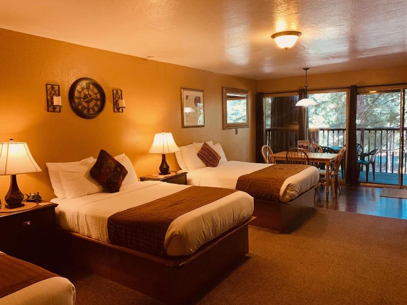 Redwoods River Resort image