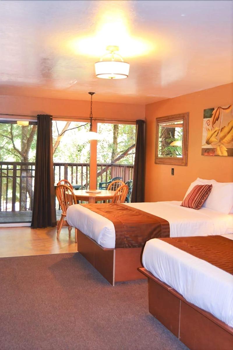 Redwoods River Resort image