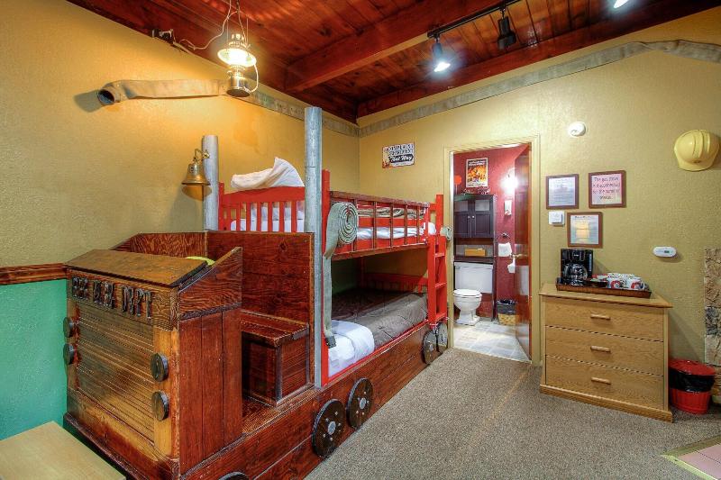 Redwoods River Resort image