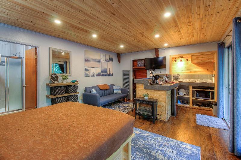 Redwoods River Resort image