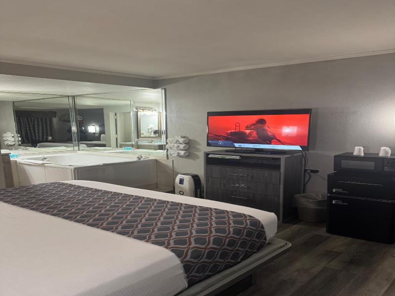 Blue Star Motel image