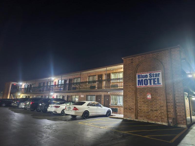 Blue Star Motel image