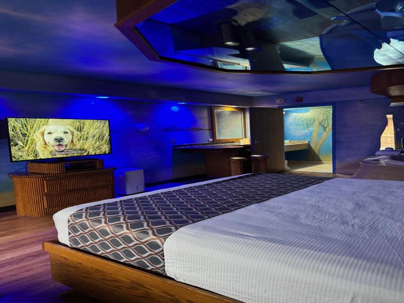 Blue Star Motel image