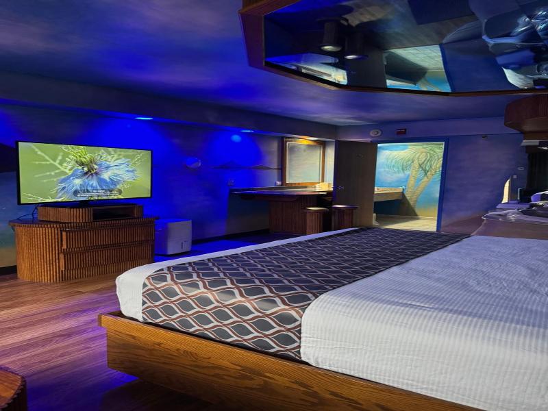 Blue Star Motel image
