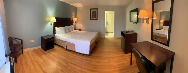 Crystal Inn Eatontown image