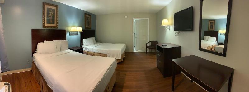 Crystal Inn Eatontown image