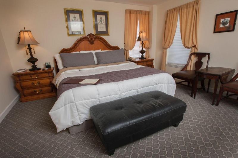 Seminole Inn image