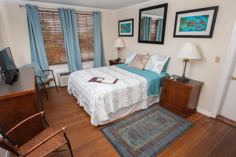 Seminole Inn image 4