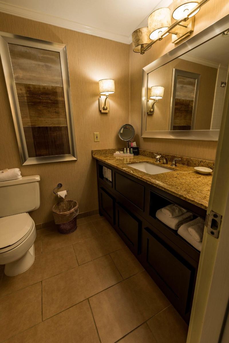 Interlaken Inn & Resort image