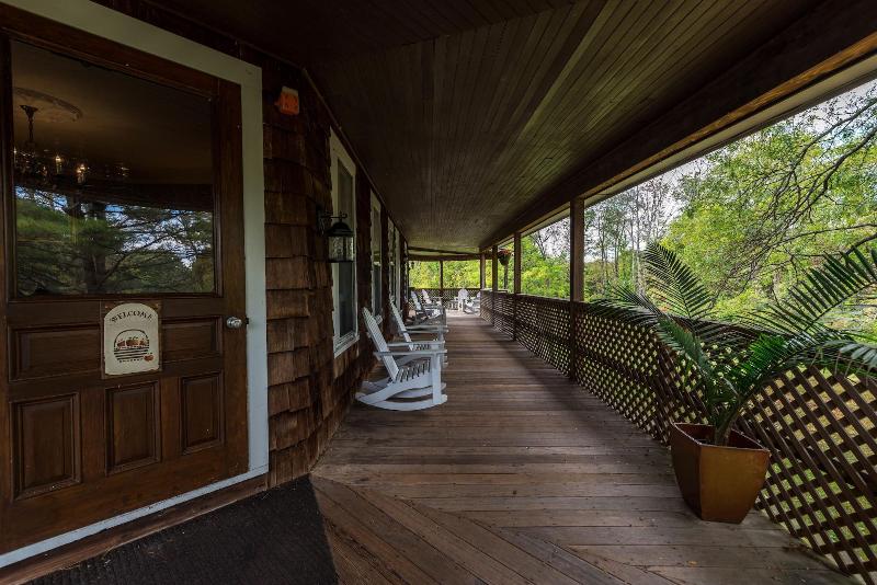 Interlaken Inn & Resort image