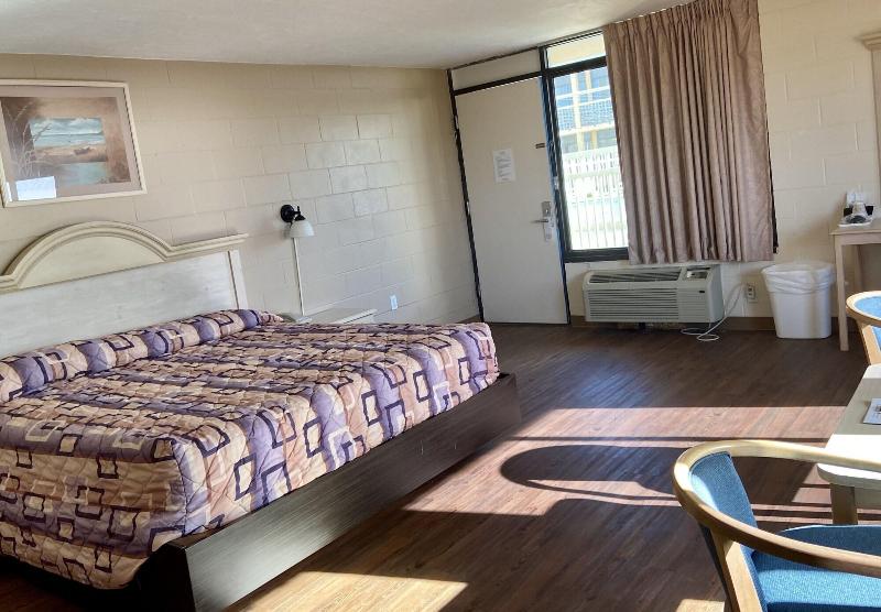 Buccaneer Inn image